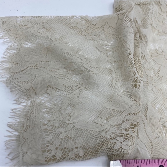 Fossil ivory lace fringe hem blouse size XS - Picture 8 of 8